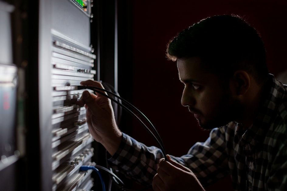 Investing in Internet Security with Pingpuppy